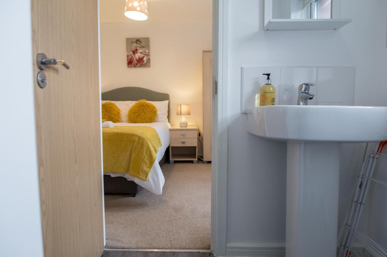 Alban Townhouse Apartment Manchester Exterior photo